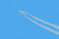 台湾総統、中国の圧力で外遊中止　専用機が通過する一部の国が飛行許可を取り消し