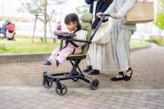 【正論】子持ちママ「満員電車にベビーカー?が乗ってきたら、男性５人が降りましょう。」⇒