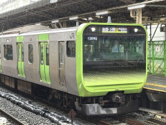 【動画】 山手線、混雑しすぎてまともに降りる事さえ困難な模様