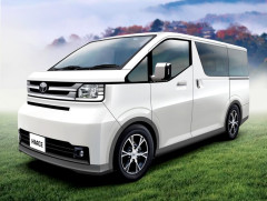 【悲報】新型ハイエース、想像以上にダサすぎて炎上