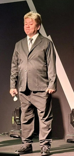 【悲報】ホリエモンさん、Wikipediaで身長を168cmに書き換えられブチギレｗｗｗｗｗｗｗｗｗｗ