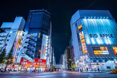 秋葉原、key新作の深夜販売で行列ができるｗｗｗｗｗｗｗｗｗｗｗ