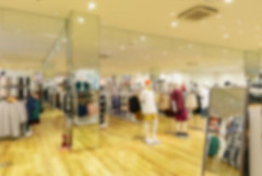 全身ユニクロの服でユニクロに服を買いに行くあの感じ