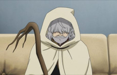 【天才】「我が家に記憶喪失で行方不明のおじいさんが侵入してた！」　→　家主が一瞬で考えた◯◯◯の声掛けで、じいさんに反発されず保護成功！これは頭いい…