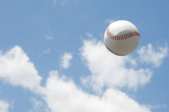 【朗報】ボール、飛ぶようになっていた？　産経新聞が報じる