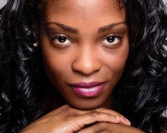 【悲報】プラダを着た悪魔2の新しいクリップでいきなり典型的なアジア人差別を始めるｗｗｗ