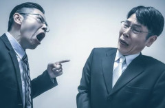 【悲報】職場の50代ジジイが普通に職場でキレ散らかしてる件