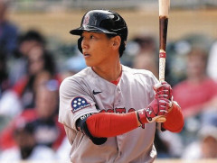 【悲報】吉田正尚 直近2試合　ニゴロ中飛遊ゴロ遊ゴロニゴロ一ゴロ