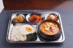 【画像】韓国「よーし、給食無償化するか！」→結果