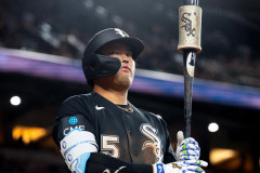 【朗報】ホワイトソックスファン「村上の銅像を建てろ」