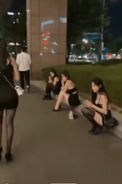 【動画】ヱチヱチ「立ちんぼ」さん、皆で座って〇ンチラチャレンジｗ