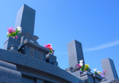 63歳男性「墓じまいして良かったけど…」 喪失感で元の墓があった場所に通う