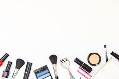 自力で顔変えた人