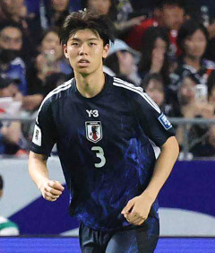 【悲報】欧州クラブさん「ポーランドに行けば日本人と同レベルの選手がもっと安く買える」ｗｗｗｗｗｗｗｗｗｗ