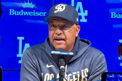 ロバーツ監督、佐々木朗希について「今晩のロウキの登板は(今シーズン)最高だったと思う」