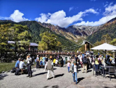 上高地、２０２８年度にも「入園料」徴収へ…「現状の運営は限界」景観保全や登山道整備の財源に