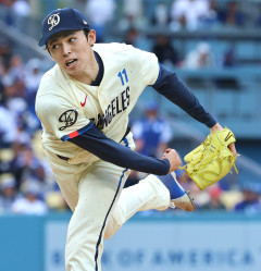 【悲報】佐々木朗希さん、357日ぶりメジャー2勝目も3被弾4失点で今季初勝利・・・・・・・・・