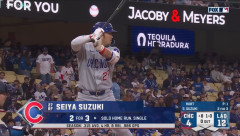 鈴木誠也 打率.327 4本塁打 8打点 出塁率.439 OPS1.003