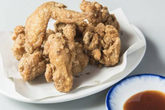 【美味】北海道のザンギを初めて食べたら、美味しすぎて笑ったｗｗｗｗｗｗ