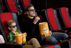 Xの映画民「映画館の飲食物、切実におにぎりがほしい」 →