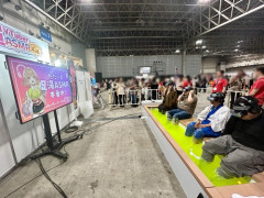 【朗報】人気VTuber、オタクと足湯に入ってしまうｗｗｗｗ