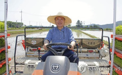 【画像】韓国の元大統領、変わり果てた姿で発見されるww