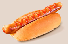 とある野球場でフレッシュネスバーガーが黒焦げホットドッグを提供…店員「これ普通です」 → 写真を見たらあまりにも酷い焦げ具合で炎上、販売休止に