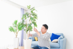 職場に45歳独身男性が居るんだが...おかしくないか？