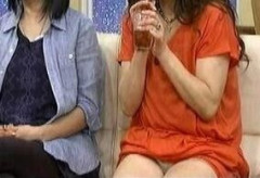 【悲報】女芸人さん、テレビ番組でパ〇チラしまくってしまうｗｗｗｗｗｗ