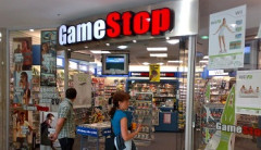 発売直後のゲームをわざわざセール待ち宣言する人いるでしょ？