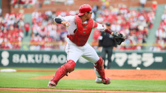 【悲報】広島カープ、坂倉持丸論争が起こってしまうｗｗｗｗｗｗｗｗｗ