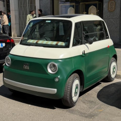 【悲報】藤原ヒロシさん、フィアットの超小型EVに一目惚れしてしまうｗｗｗｗｗｗｗｗｗｗ