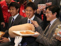 【画像】大谷翔平の一番の恩師 ←想像した人物wwwwwwwww