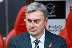 7連敗中の浦和レッズがマチェイ・スコルジャ監督との契約解除を発表　今後はクラブOBの田中達也アシスタントコーチが暫定指揮