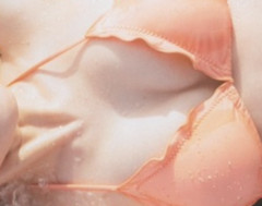 【画像】18歳なのにこのお乳は法律違反だろwwwwwwwww