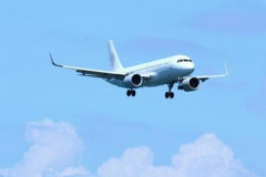 欧州で深刻な航空燃料不足､6月に欠航拡大の恐れ ANA･JAL途中給油探る