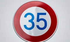 【年齢】35～40歳の独身女性の方　おばさんの自覚持ててますか？