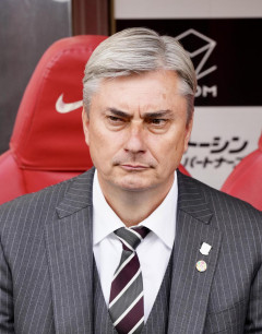 【悲報】浦和レッズさん、泥沼の7連敗でスコルジャ監督解任へ　暫定監督が田中達也ｗｗｗｗｗｗｗｗｗｗ