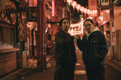 【緊急】ゲイカップルが突然JCの女の子（3000万持って歩いてた）引き取って育てるホームドラマ←これｗｗ