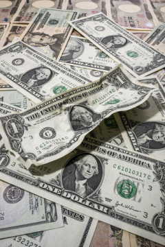 NY原油、再び100ドル台 米イラン再協議停滞