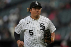 村上 ４三振   シーズン108打数 45三振