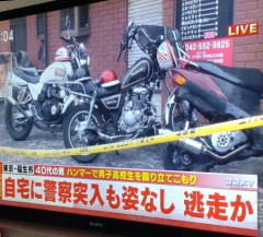 【衝撃】騒音に耐えかねた無職（44）さん、ハンマー片手にバイク少年たちへ突撃してしまう
