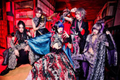 【動画】歌舞伎町の3000人のバンギャが集結！頭をぶん回す様子が宗教すぎるｗｗｗｗｗｗ