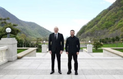 ウクライナとロシア支配下だったアゼルバイジャンとが防衛協力と産業の共同生産協定署名！