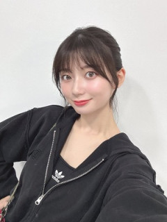 【画像】人気女優セトカン（瀬戸環奈）の握手会、めちゃくちゃイイ感じｗｗｗｗｗｗｗｗｗ