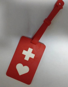 ヘルプマークを付けてる若者「これ付けてるとみんな優しくなるんだよｗ」