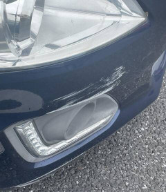 ペーパードライバーワイ、死んだ親父の車を擦る...