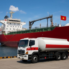 出光興産がベトナムに原油供給🤝   |  将来これで今度はベトナムから助けられるんだよな…