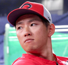 カープ中村奨成、3軍降格。新井監督「3軍で自分を見つめ直してほしい」