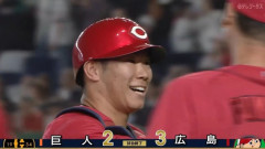 【巨人対広島5回戦】広島が坂倉将吾の逆転３ランで９カードぶり勝ち越し！開幕３連勝以来　８回２死からチーム２安打目が強烈な一撃に　７回２死までノーノー許す